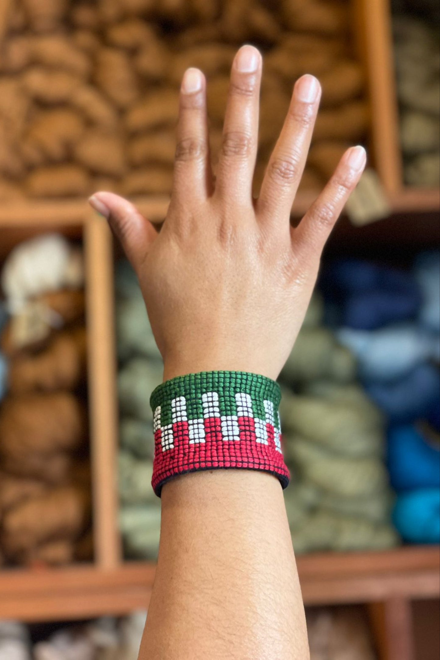 Traditionelles Saatbrokat-Armband